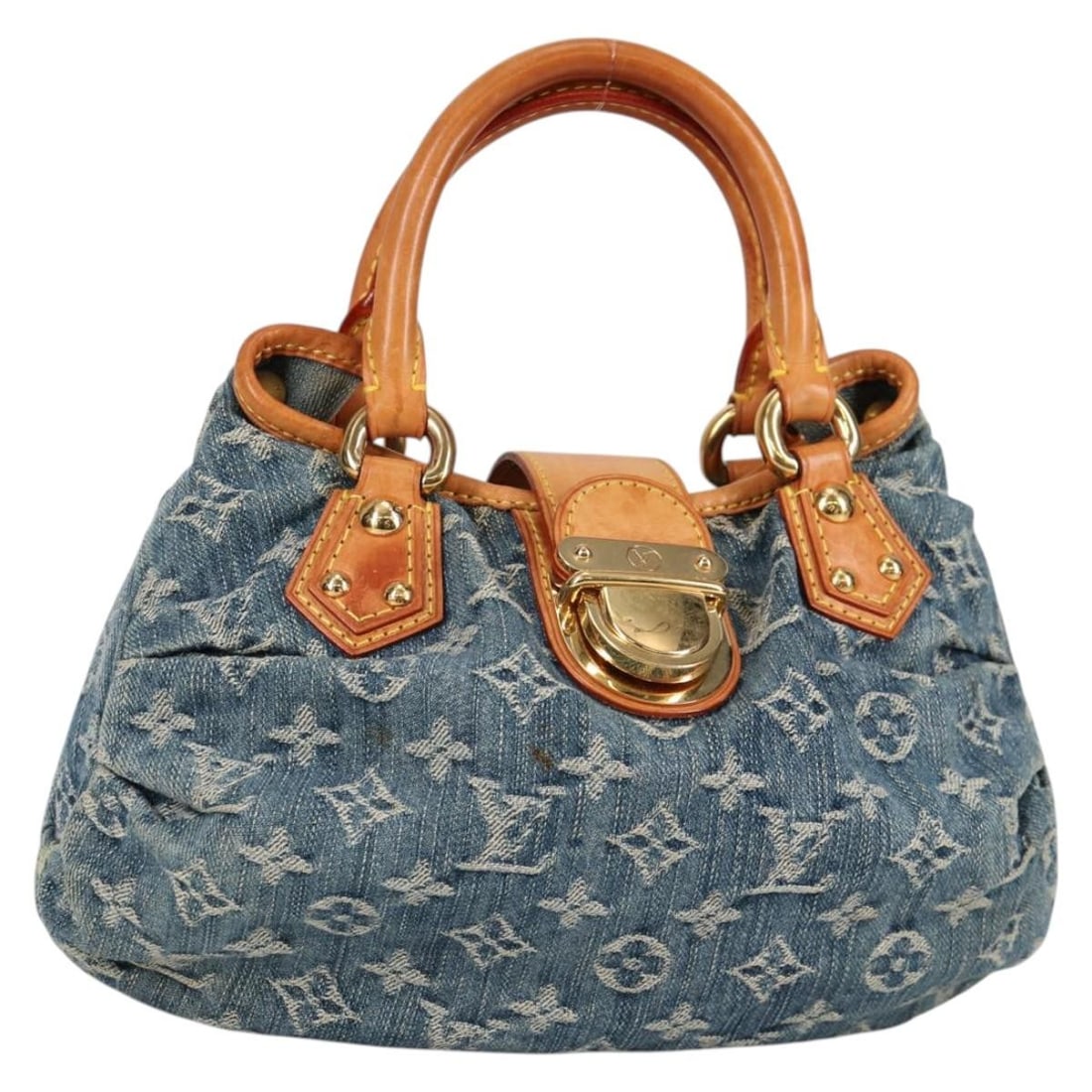 LOUIS VUITTON Monogram Denim Preity Hand Bag Blue M95020 Auth: LOUIS VUITTON Monogram Denim Preity Hand Bag Blue M95020 Auth Introducing the LOUIS VUITTON Monogram Denim Preity Hand Bag in a stylish blue hue. This exquisite handbag is crafted from durable Monogra