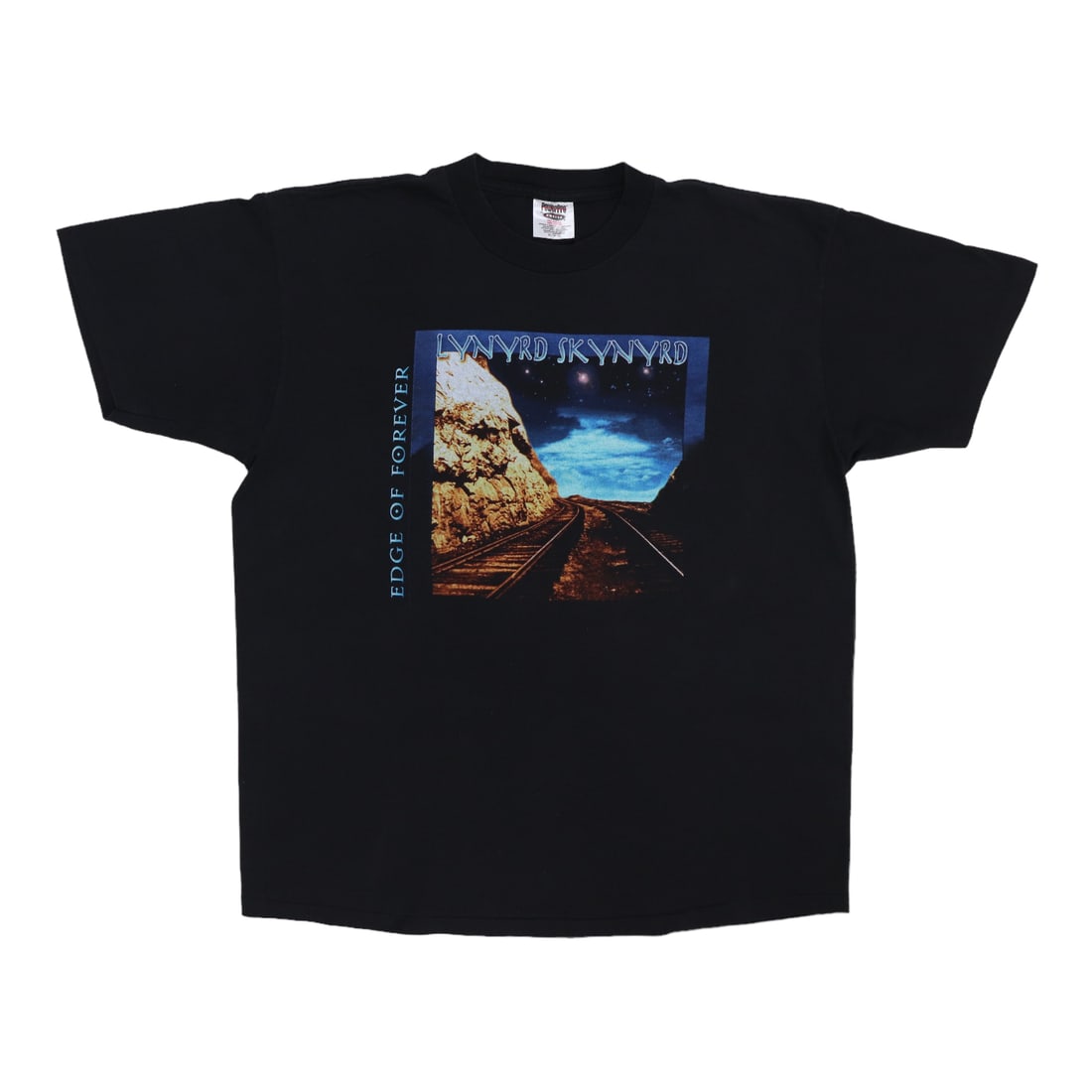 Vintage 1999 Lynyrd Skynyrd Edge Of Forever Tour T-Shirt Black Cotton XL: Vintage 1999 Lynyrd Skynyrd Edge Of Forever Tour T-Shirt Black Cotton XL Step back in time with this original vintage 1999 Lynyrd Skynyrd Edge Of Forever Tour Shirt. This authentic piece of music memo