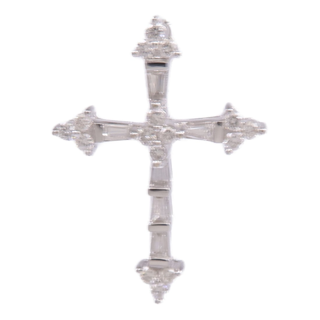 Diamond Pendant Top in 18K White Gold (1 of 7)