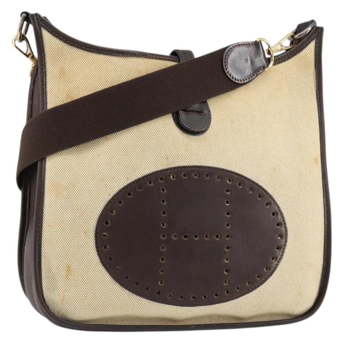 Beige Hermes Evelyne III PM Shoulder Bag with Adjustable Strap: Beige Hermes Evelyne III PM Shoulder Bag with Adjustable Strap This pre-owned Hermes Evelyne Gen III shoulder bag in beige is designed for women and offers a spacious and practical style. The bag show