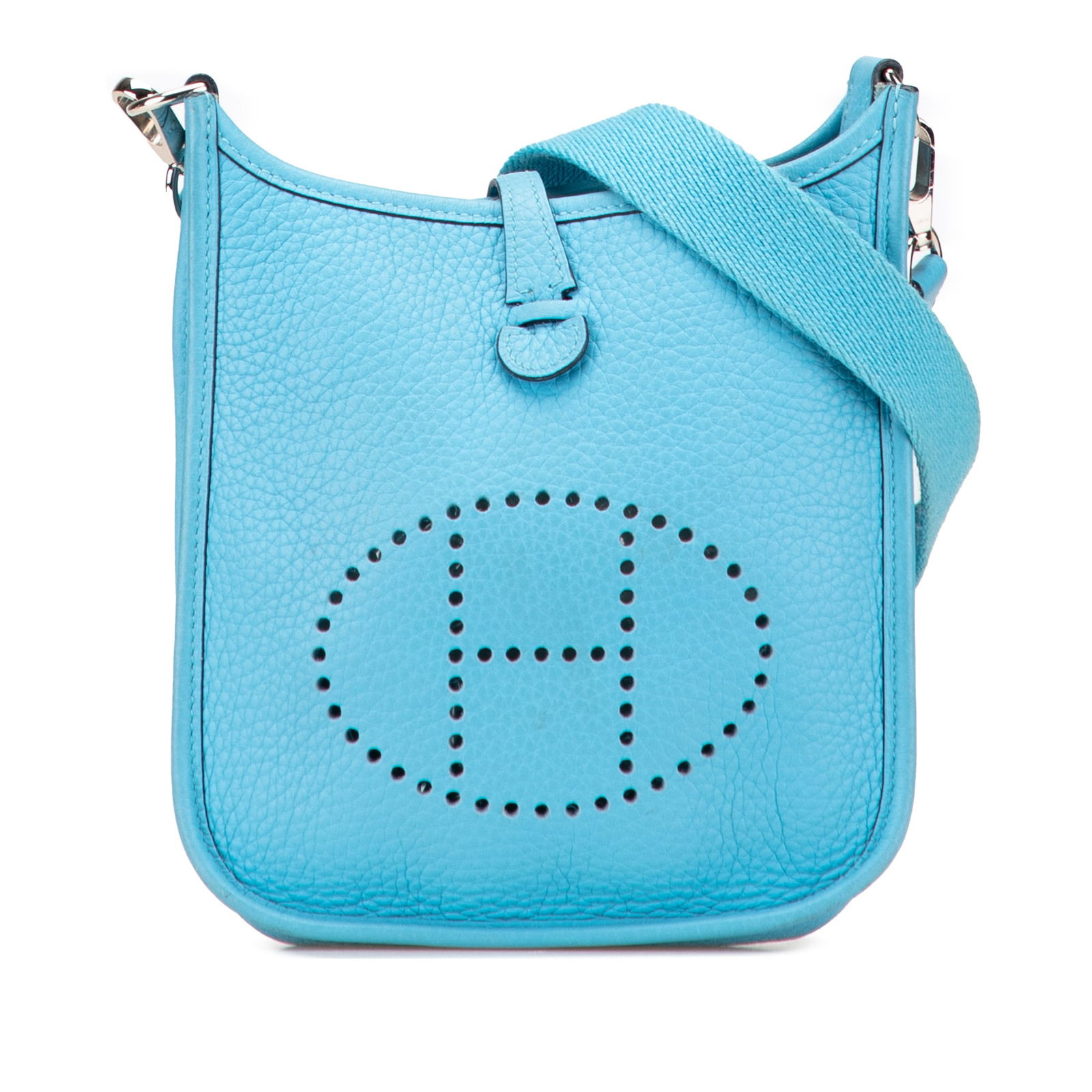 Hermes Clemence Evelyne TPM 16 Bleu du Nord Leather Bag: Hermes Clemence Evelyne TPM 16 Bleu du Nord Leather Bag Introducing the Hermes Clemence Evelyne TPM 16, a stylish bag crafted from Clemence leather in an elegant Bleu du Nord color. This bag features