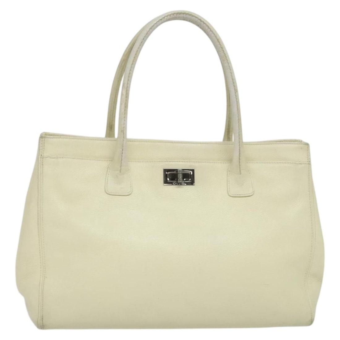 White Reissue Cerf Executive Tote Bag by Chanel: White Reissue Cerf Executive Tote Bag by Chanel This pre-owned Chanel Reissue Cerf Executive tote bag in white is designed for women and offers both elegance and practicality. It shows signs of use, i