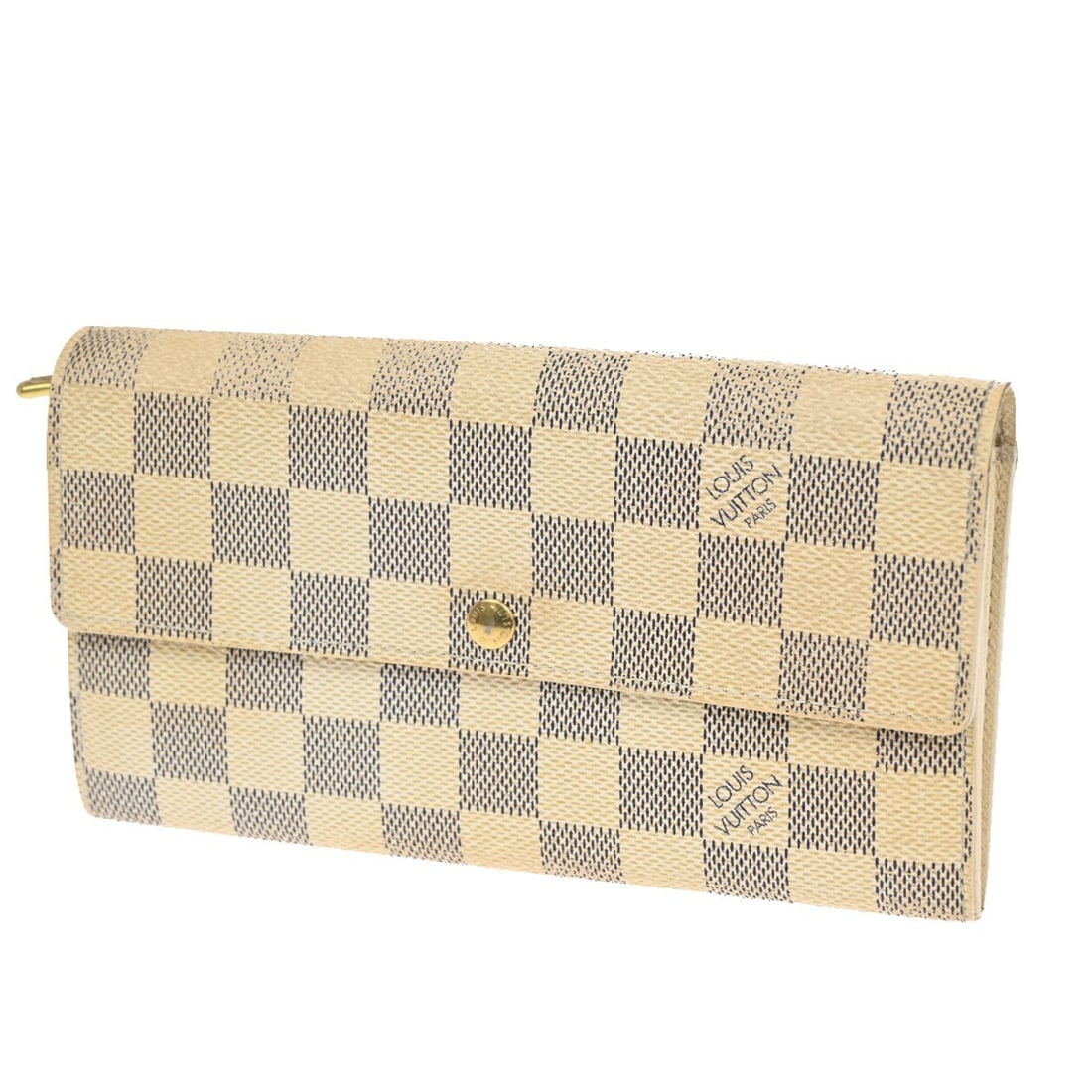 White Louis Vuitton Sarah Vintage Wallet for Women: White Louis Vuitton Sarah Vintage Wallet for Women This Louis Vuitton Vintage Sarah Wallet in white is a pre-owned item designed for women. The exterior shows visible signs of use, including scuffs, s
