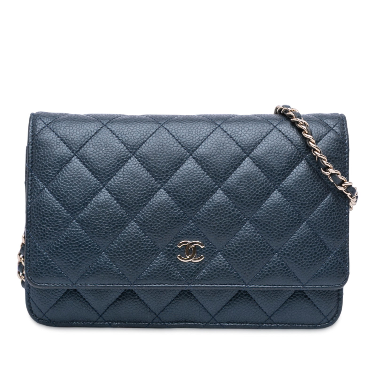 Chanel CC Quilted Iridescent Caviar Wallet on Chain Blue Leather: Chanel CC Quilted Iridescent Caviar Wallet on Chain Blue Leather This Chanel CC Quilted Iridescent Caviar Wallet on Chain is a luxurious accessory crafted from quilted caviar leather in a striking blu