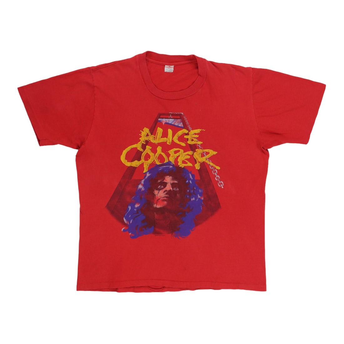 Vintage 1986 Alice Cooper Nightmare Returns Tour Shirt Red Cotton: Vintage 1986 Alice Cooper Nightmare Returns Tour Shirt Red Cotton Step back into the 1980s with this original vintage 1986 Alice Cooper The Nightmare Returns Tour Shirt. This authentic shirt features
