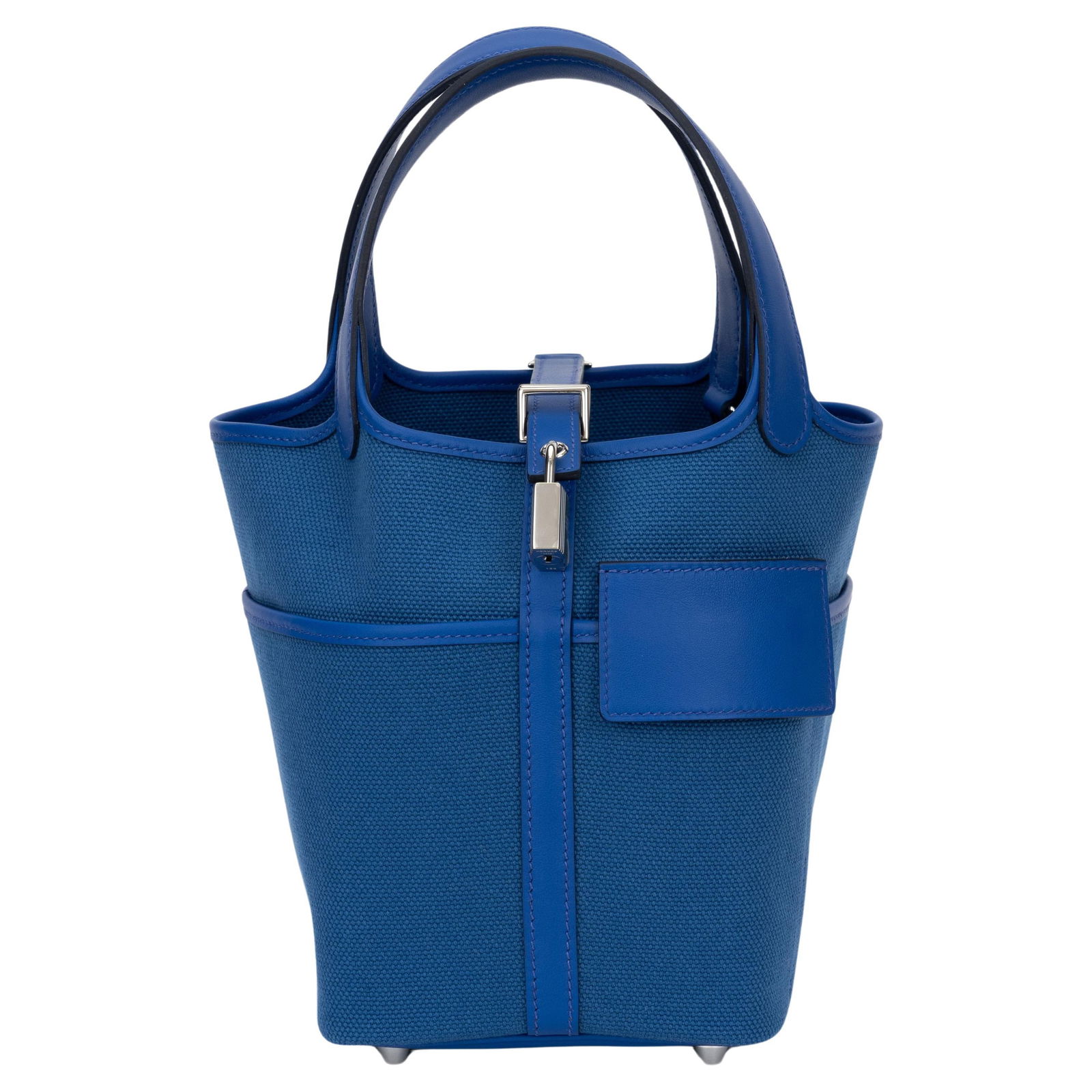 Hermes Blue Royal Cargo Picotin 18 with Palladium Hardware: Hermes Blue Royal Cargo Picotin 18 with Palladium Hardware Discover the elegance of the Hermes Blue Royal Cargo Picotin 18, a stunning tote that combines style with functionality. Crafted from durable