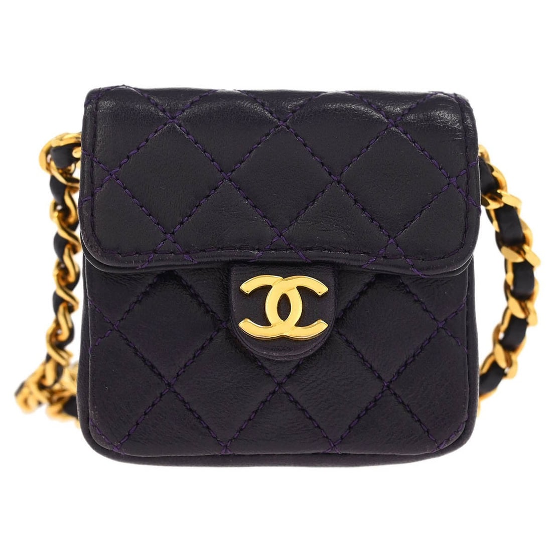 Chanel Navy Lambskin Micro Classic Flap Pochette Shoulder Bag: Chanel Navy Lambskin Micro Classic Flap Pochette Shoulder Bag This Chanel Navy Lambskin Micro Classic Flap Shoulder Bag Pochette is a stylish accessory perfect for casual occasions. Crafted from high-