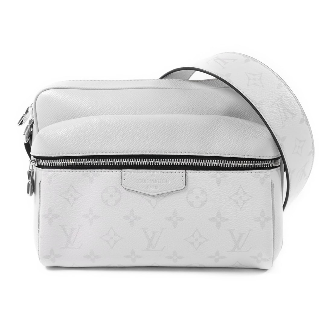 LOUIS VUITTON Outdoor PM Shoulder Bag M30243 Taigarama White (1 of 18)
