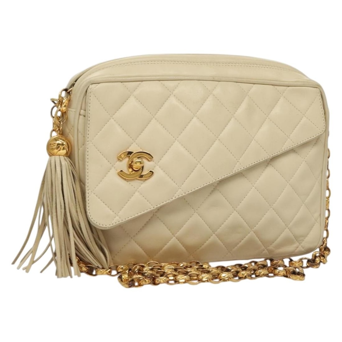 White Chanel Vintage Camera Shoulder Bag with Front Pocket: White Chanel Vintage Camera Shoulder Bag with Front Pocket This Chanel vintage front pocket camera bag in white features a classic design with a front pocket and shoulder strap. The exterior shows min