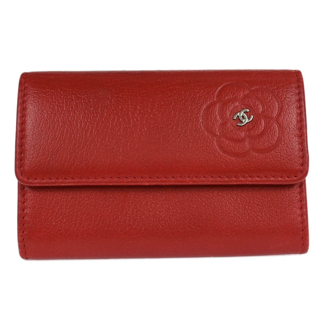 Red Camellia Flap Wallet by Chanel for Women: Red Camellia Flap Wallet by Chanel for Women This Chanel Camellia Flap Wallet in red features the iconic Camellia motif and is designed for women. It is in good condition with minor signs of use, incl