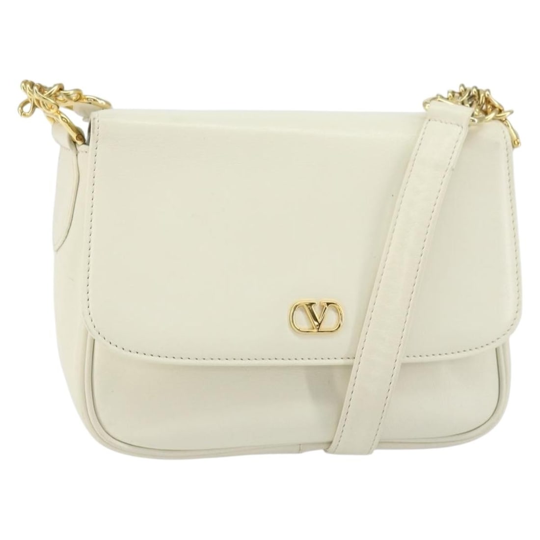 Valentino White and Gold Leather Chain Shoulder Bag: Valentino White and Gold Leather Chain Shoulder Bag This Valentino chain shoulder bag features a white leather exterior with gold-tone accents. The bag includes a chain shoulder strap with a drop leng
