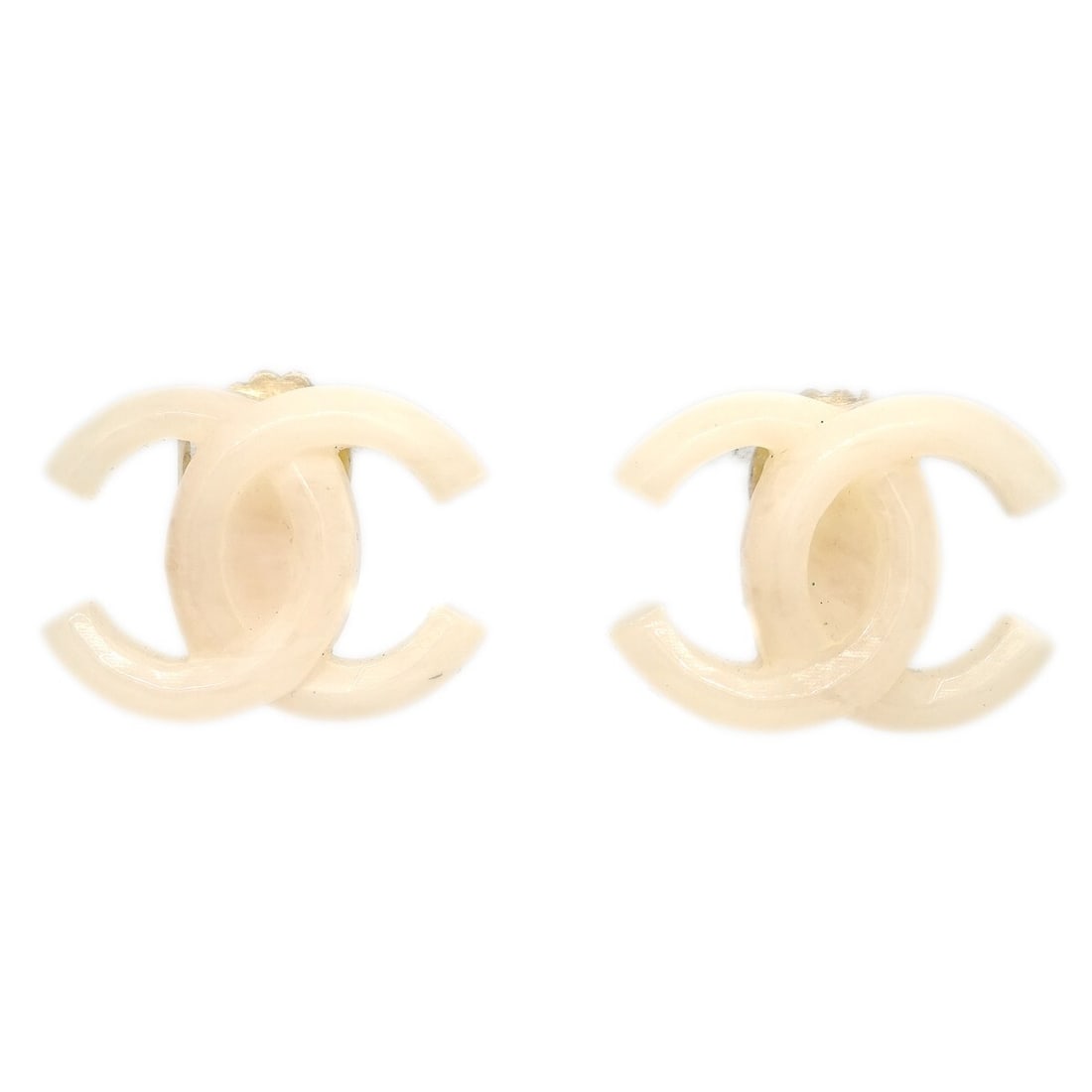 Chanel CC Logo Clip-On Earrings Ivory Acrylic Gold-Plated: Chanel CC Logo Clip-On Earrings Ivory Acrylic Gold-Plated Enhance your accessory collection with these stunning Chanel CC Clip-On Earrings. Crafted from high-quality ivory acrylic, these earrings feat