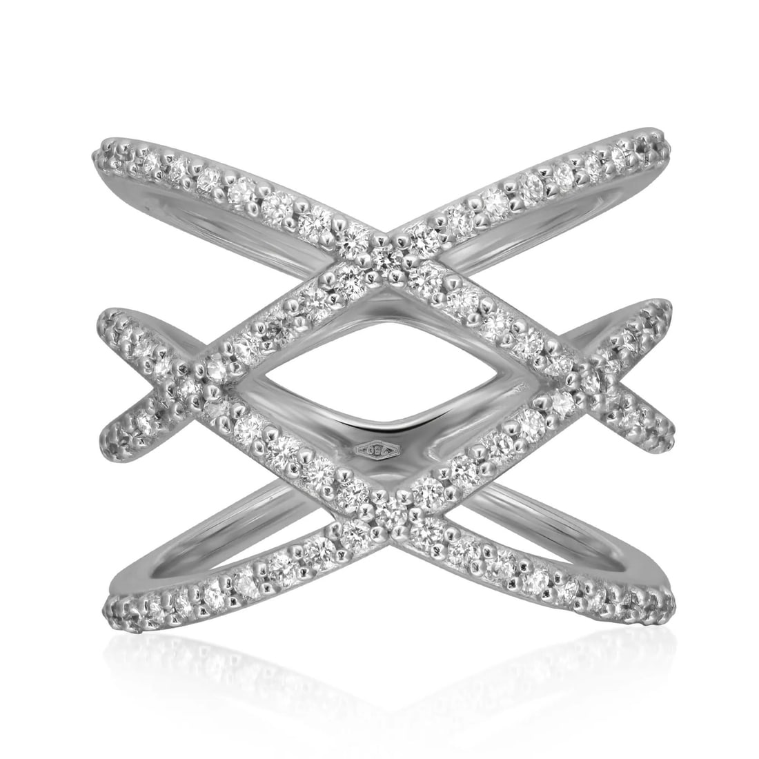 Giloro 18K White Gold Diamond Crisscross Band Ring 0.64CT Size 6: Giloro 18K White Gold Diamond Crisscross Band Ring 0.64CT Size 6 This stunning Giloro Round Diamond Crisscross Open Band Ring features a contemporary design crafted from 18K white gold. The ring showc