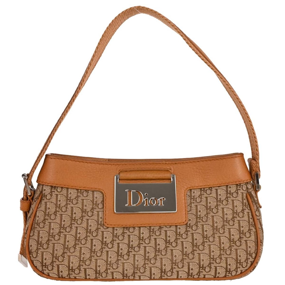 Dior Beige Trotter Handbag 86-BM-0075 Silver Hardware Italy: Dior Beige Trotter Handbag 86-BM-0075 Silver Hardware Italy This Christian Dior Beige Trotter Handbag is a stylish and functional accessory perfect for casual occasions. Crafted from high-quality canv
