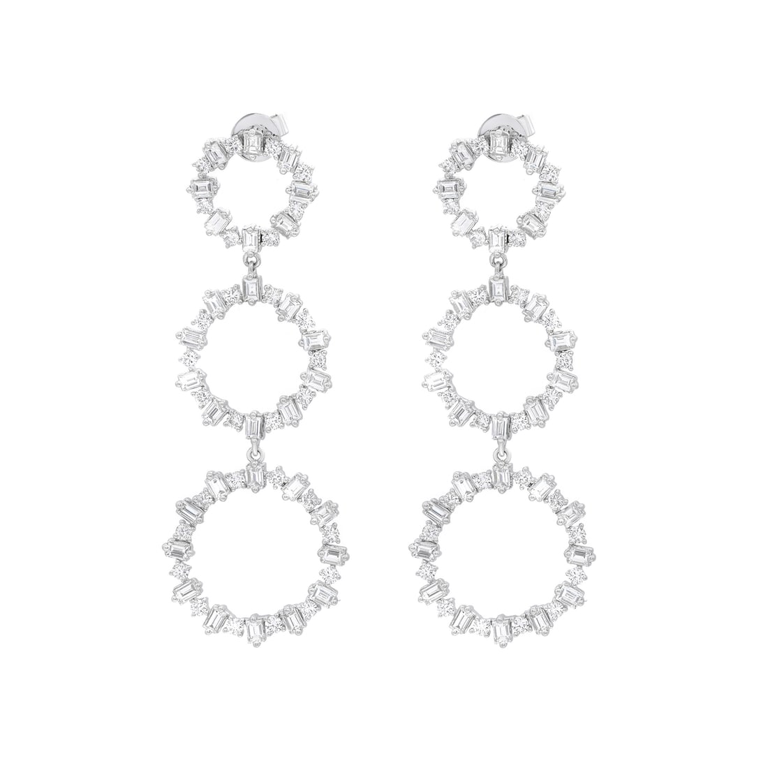 Rachel Koen 18K White Gold Diamond Dangle Earrings 4.45Cttw: Rachel Koen 18K White Gold Diamond Dangle Earrings 4.45Cttw These stunning dangle earrings are crafted from 18K white gold, featuring a remarkable combination of baguette and round cut diamonds. The e