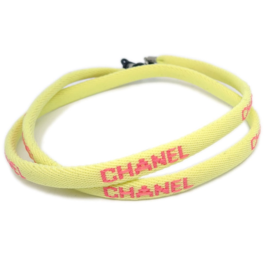 Chanel Yellow Nylon Sunglasses Strap Fashion Accessory: Chanel Yellow Nylon Sunglasses Strap Fashion Accessory Enhance your style with this vibrant Chanel Sunglasses Strap in a striking yellow hue. Crafted from durable nylon, this strap is designed to secu