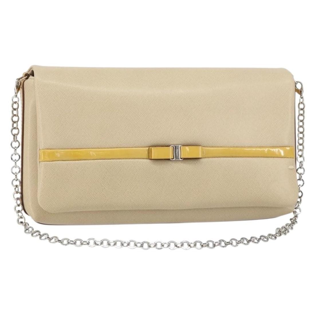 Salvatore Ferragamo Vala Beige Leather Shoulder Bag with Silver Chain: Salvatore Ferragamo Vala Beige Leather Shoulder Bag with Silver Chain This exquisite Salvatore Ferragamo Vala Chain Shoulder Bag is crafted from high-quality beige leather with silver accents, making