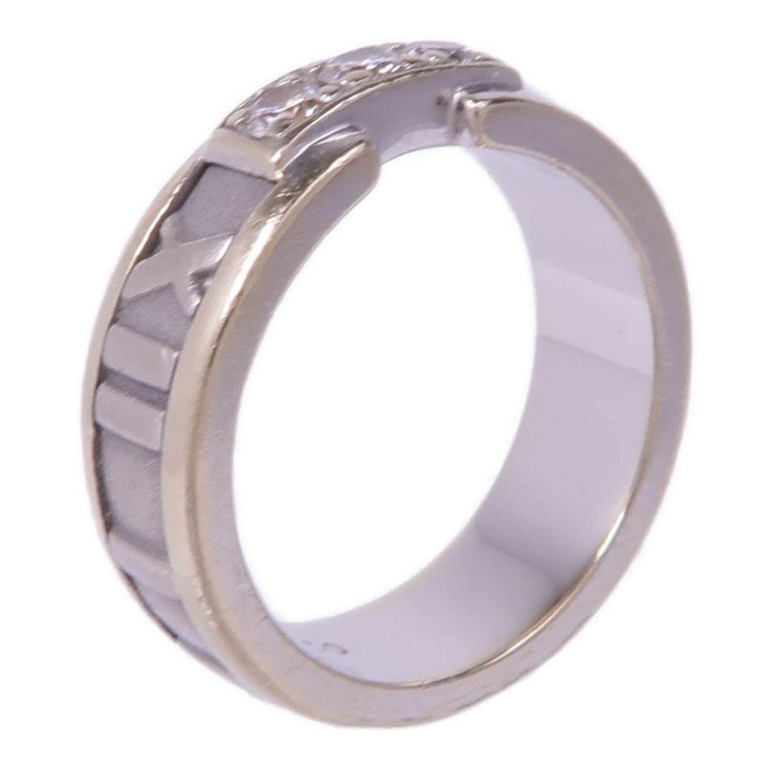 TIFFANY&CO Vintage Atlas Diamond Ring in 18K White Gold Size 4: TIFFANY&CO Vintage Atlas Diamond Ring in 18K White Gold Size 4 This exquisite vintage Atlas ring by Tiffany & Co. is crafted from 18K white gold, showcasing a timeless design that embodies elegance an