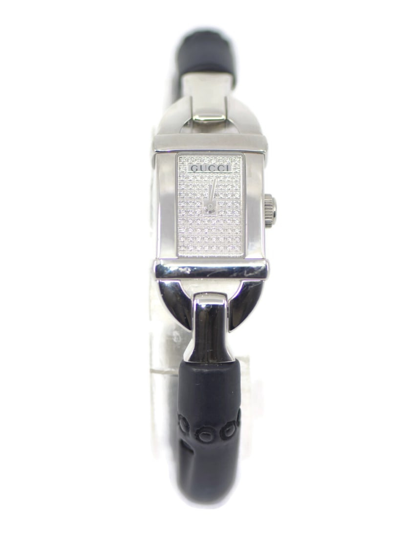 Gucci 6800L Diamond Bangle Watch Stainless Steel Authentic: Gucci 6800L Diamond Bangle Watch Stainless Steel Authentic This Gucci 6800L wristwatch features a stunning diamond-studded design set in a durable stainless steel case. With a bangle-style strap, this