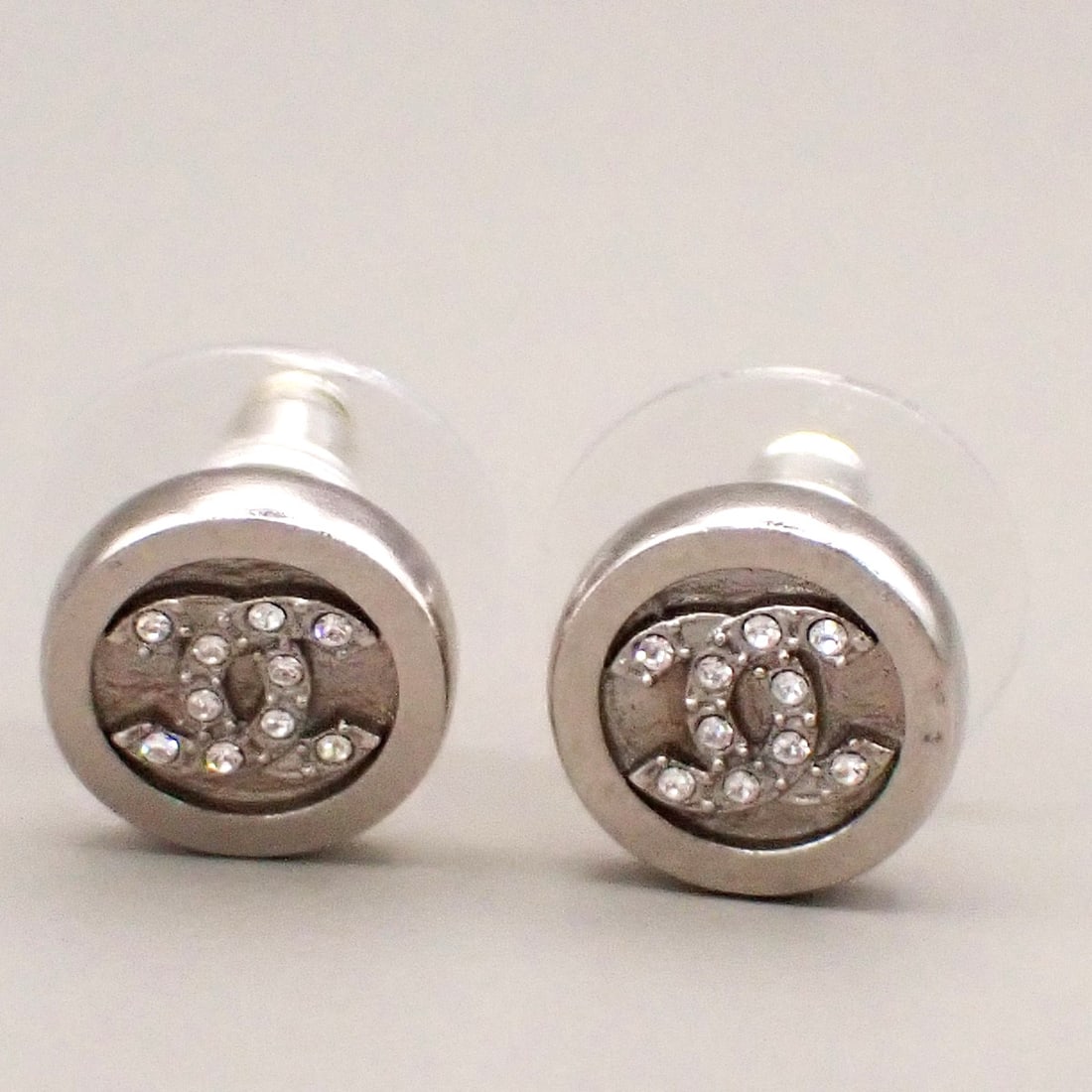 Round Clip-On Earrings with CC Logo by Chanel Vintage Silver Tone (1 of 2)