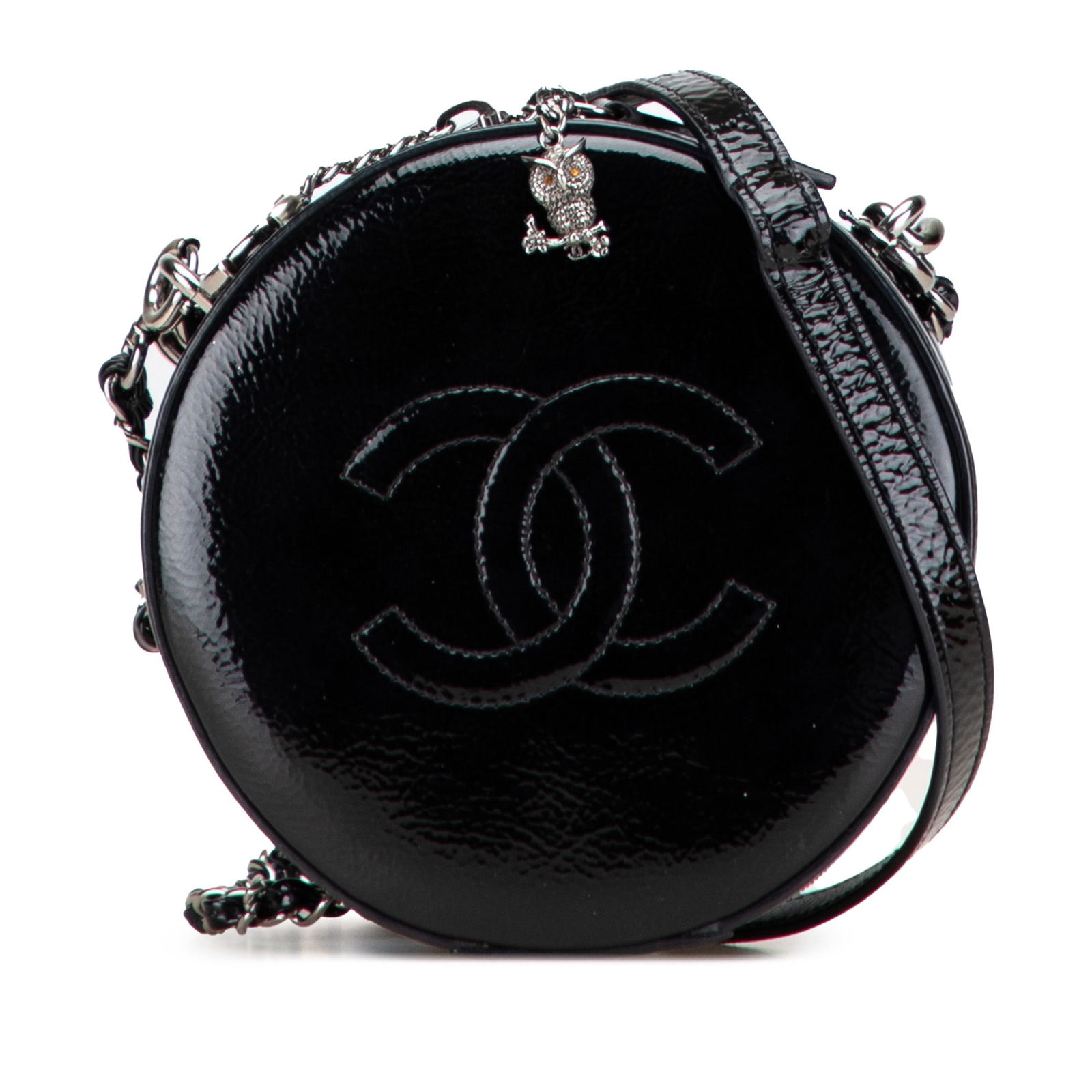 Chanel Patent Round As Earth Satchel Black Leather Bag: Chanel Patent Round As Earth Satchel Black Leather Bag The Chanel Patent Round As Earth Bag is a stylish satchel crafted from luxurious patent leather in a classic black color. It features a silver-to
