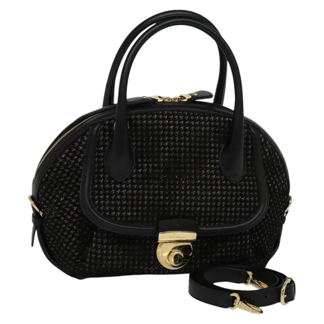 Salvatore Ferragamo Black Gold Leather Hand Bag 2 Way Auth Italy: Salvatore Ferragamo Black Gold Leather Hand Bag 2 Way Auth Italy This elegant Salvatore Ferragamo hand bag is crafted from premium leather, featuring a sophisticated black and gold color scheme. The b