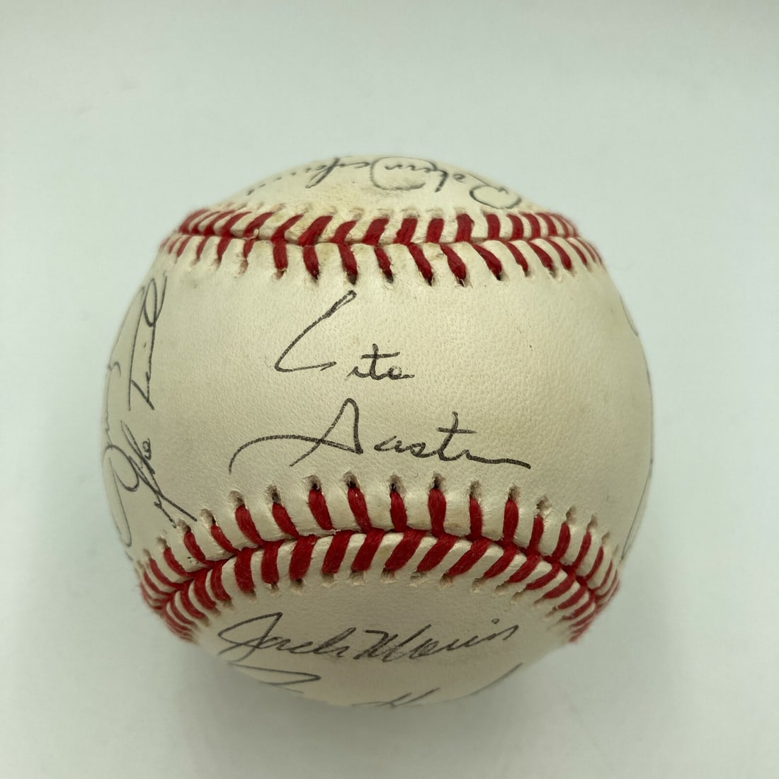 1992 Toronto Blue Jays Team Signed Baseball with PSA DNA COA (1 of 9)