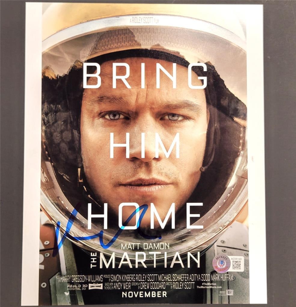 Matt Damon Autographed The Martian 8x10 Photo Beckett Authenticated (1 of 3)