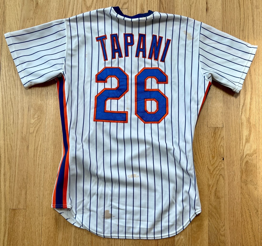 Kevin Tapani 1989 Game Used New York Mets Pinstripe Jersey #26: Kevin Tapani 1989 Game Used New York Mets Pinstripe Jersey #26 Own a piece of baseball history with this game-used 1989 New York Mets home pinstripe jersey worn by pitcher Kevin Tapani during his rook