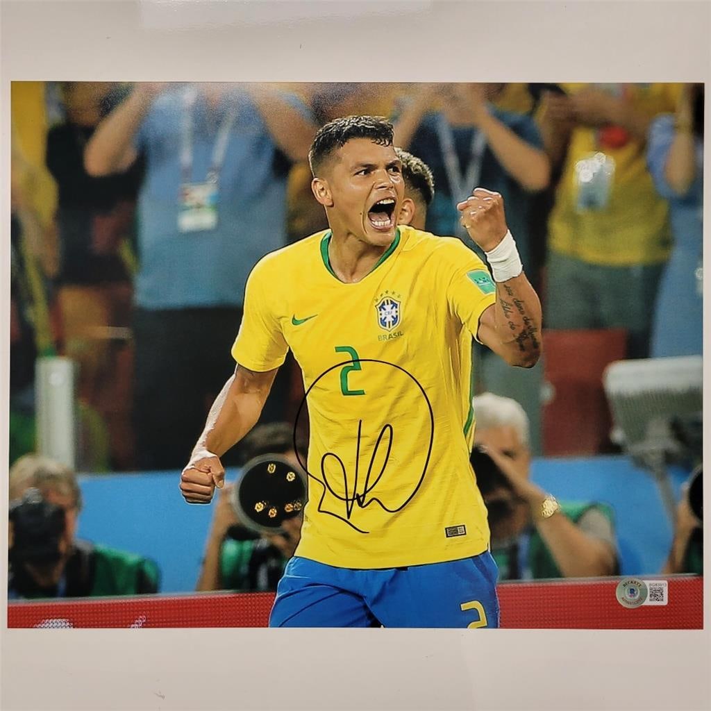 Thiago Silva Signed Brazil Photo 11x14 Beckett BAS Authenticated (1 of 1)