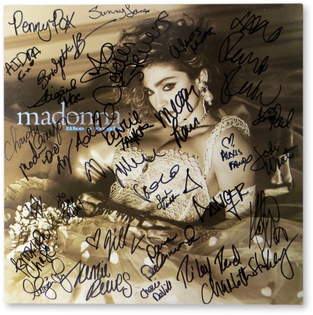 AVN Adult Stars Signed Album Cover 30 Autos Riley Reid Romi Rain: AVN Adult Stars Signed Album Cover 30 Autos Riley Reid Romi Rain This original album cover features autographs from 30 renowned AVN adult stars, including Riley Reid, Riley Steele, Romi Rain, Ginger L