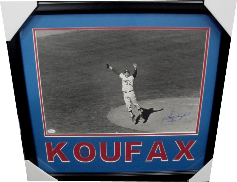 Sandy Koufax Hand Signed 16x20 Framed Photo JSA Authenticated: Sandy Koufax Hand Signed 16x20 Framed Photo JSA Authenticated This stunning 16x20 photo captures the historic moment of Sandy Koufax's last out in the 1963 World Series. The photo is custom framed and