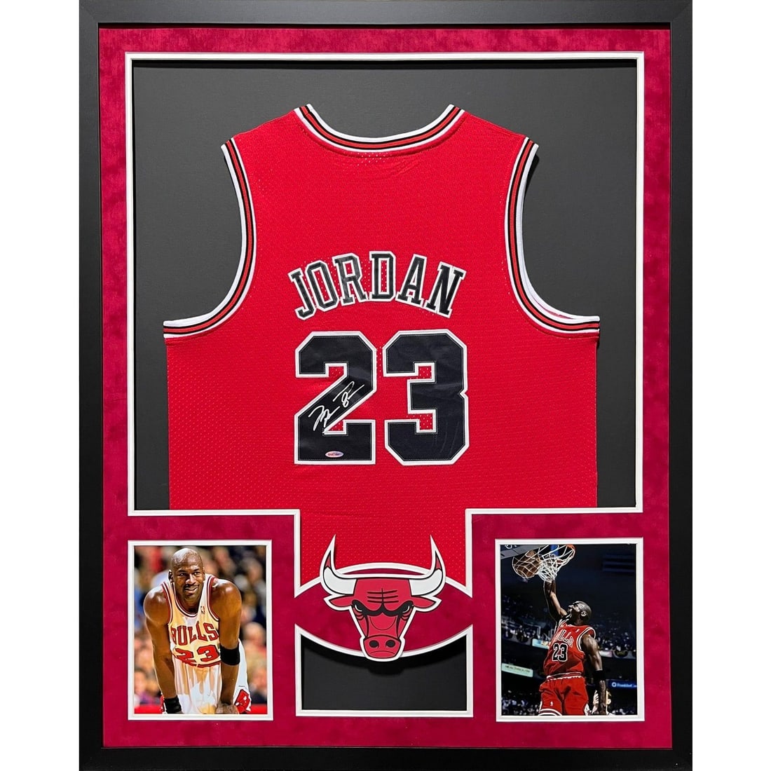 Michael Jordan Signed Framed Bulls Jersey UDA Authenticated Collectible (1 of 3)