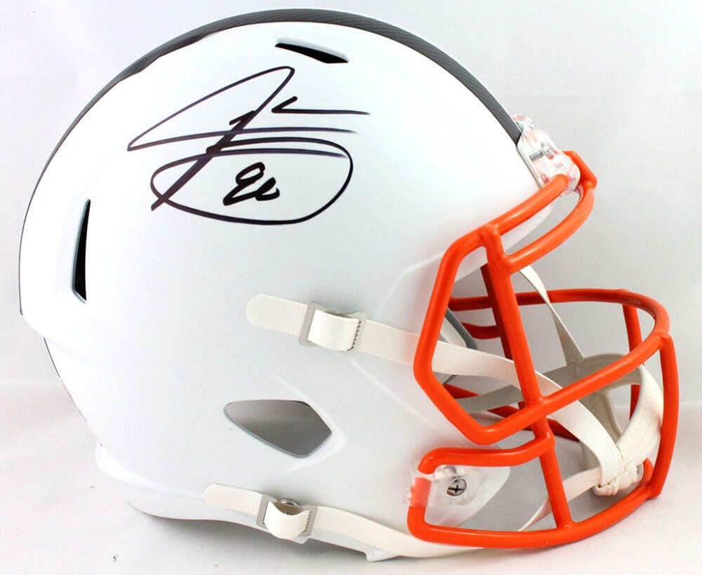 Jarvis Landry Autographed Cleveland Browns Full Size Helmet JSA Auth: Jarvis Landry Autographed Cleveland Browns Full Size Helmet JSA Auth This is a full-size flat white speed helmet signed by NFL player Jarvis Landry, a member of the Cleveland Browns. The autograph has