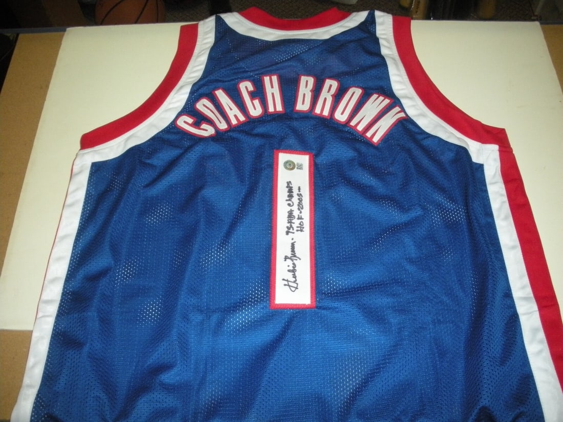 Hubie Brown Kentucky Colonels Signed Jersey Beckett HOF 2006 ABA Champ 1975 (1 of 2)