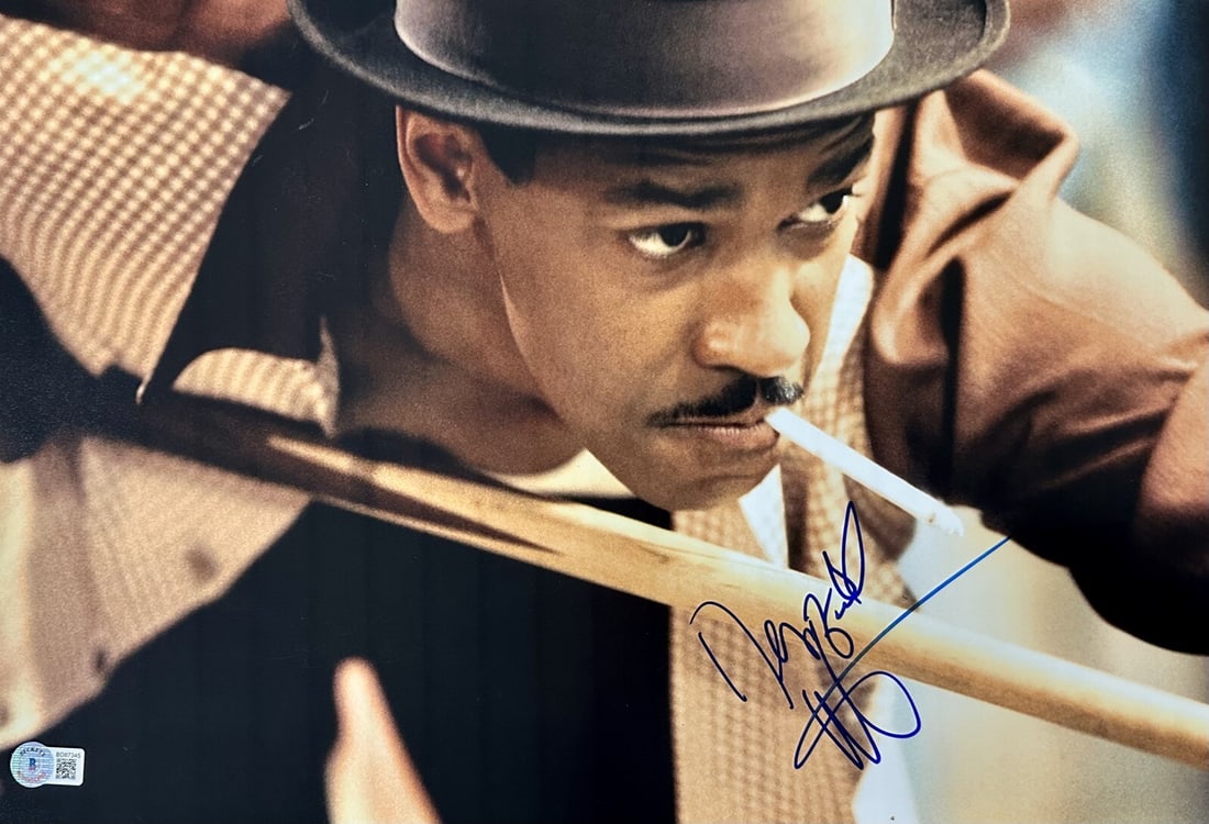 Denzell Washington Signed 12x18 Photo Devil In The Blue Dress Beckett Certified: Denzell Washington Signed 12x18 Photo Devil In The Blue Dress Beckett Certified This stunning oversized 12x18 photograph features Denzel Washington, signed in blue permanent marker. The image is from