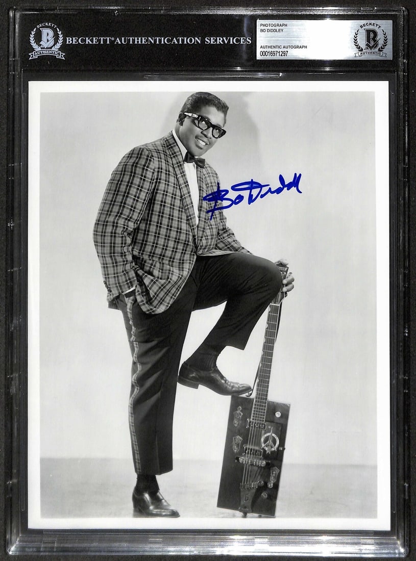 Bo Diddley Signed 8x10 Photo with Beckett Authentication (1 of 1)