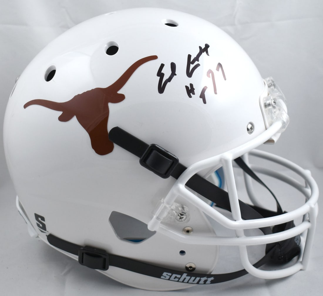 Earl Campbell Autographed Texas Longhorns Full Size Helmet Beckett Holo: Earl Campbell Autographed Texas Longhorns Full Size Helmet Beckett Holo Enhance your collection with this authentic Earl Campbell signed Texas Longhorns full-size Schutt helmet. A must-have for any fo