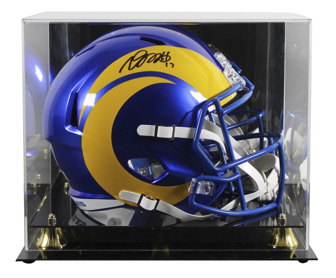 Davante Adams Signed Riddell Full Size Helmet with BAS Authentication: Davante Adams Signed Riddell Full Size Helmet with BAS Authentication This is a full-size Riddell Speed replica helmet personally signed by Davante Adams of the Los Angeles Rams. The helmet comes with
