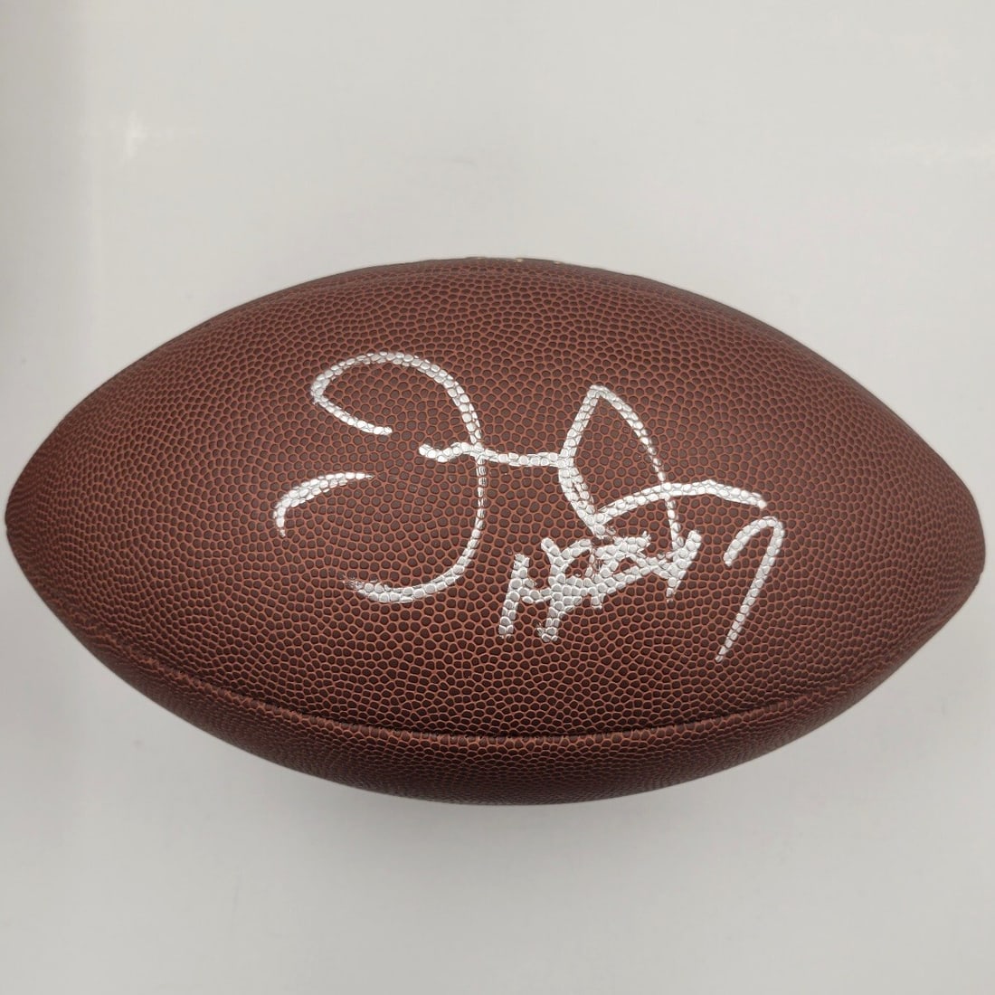 Jerry Jones Signed NFL Football with HOF 17 Inscription Beckett Authenticated (1 of 3)