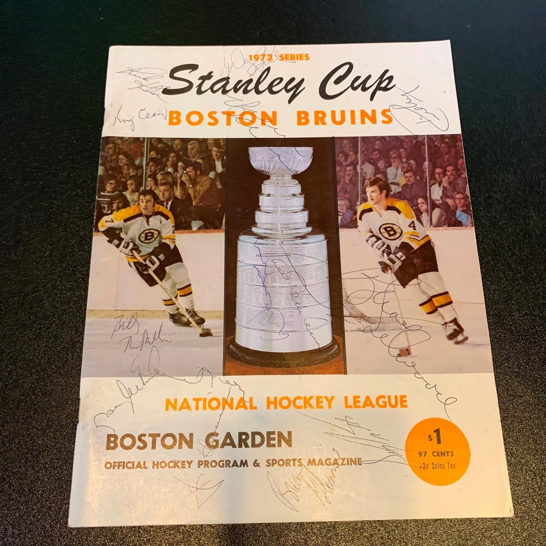 1971-72 Toronto Maple Leafs Signed Program with 14 Signatures and SGC COA (1 of 7)