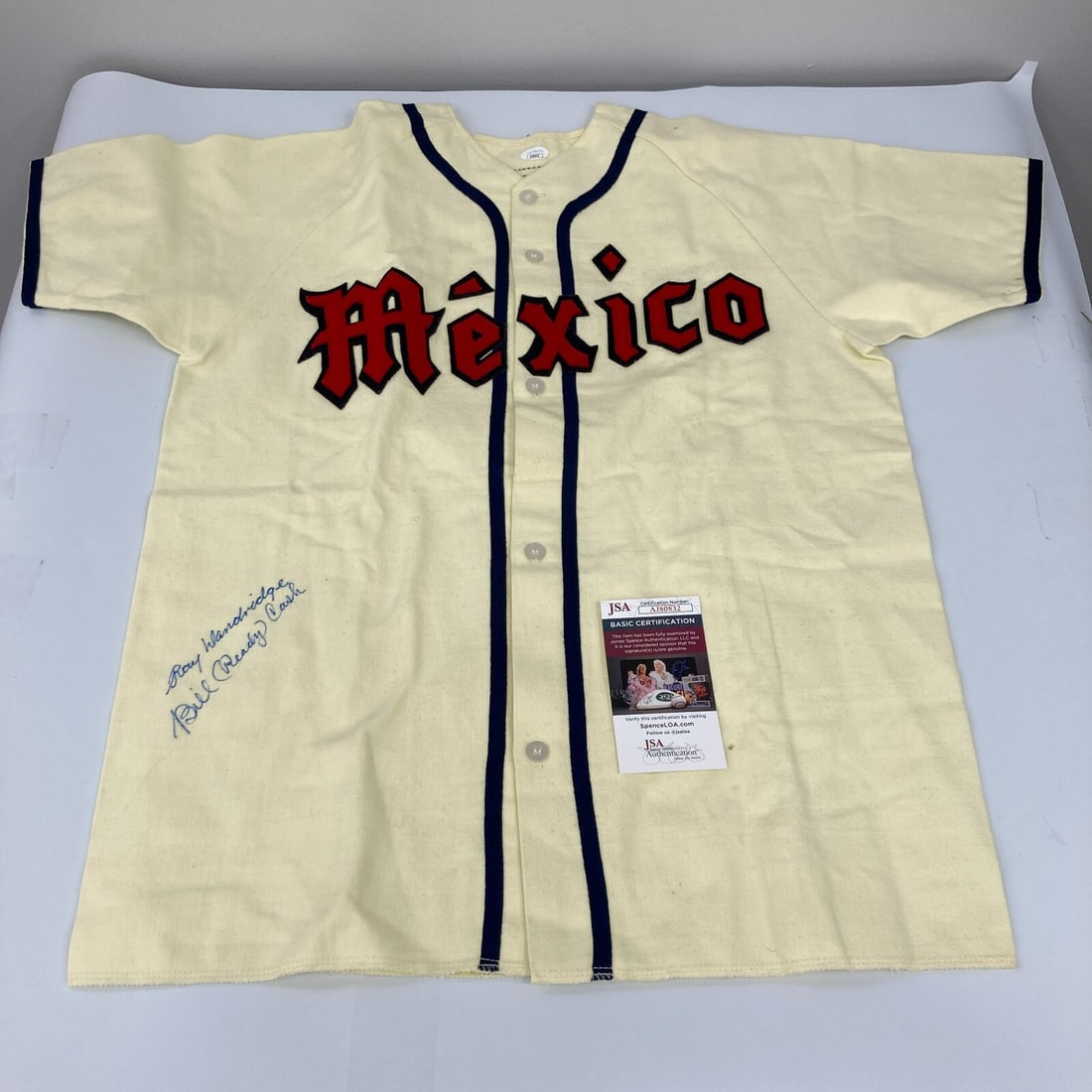 Ray Dandridge Bill Ready Cash Signed Jersey Mexico Negro League JSA COA: Ray Dandridge Bill Ready Cash Signed Jersey Mexico Negro League JSA COA This is an original Mexico Negro League jersey signed by legendary players Ray Dandridge and Bill "Ready" Cash. The jersey featu