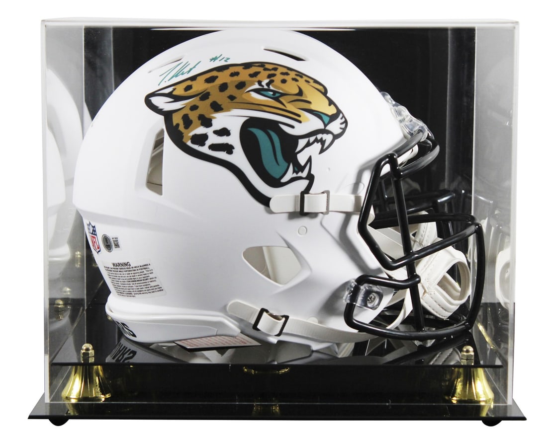 Travis Hunter Signed Jaguars 2024 Full Size Helmet with BAS Authentication: Travis Hunter Signed Jaguars 2024 Full Size Helmet with BAS Authentication This authentic 2024 On-Field Alternate Riddell Full Size Speed Proline Helmet has been personally signed by Travis Hunter of