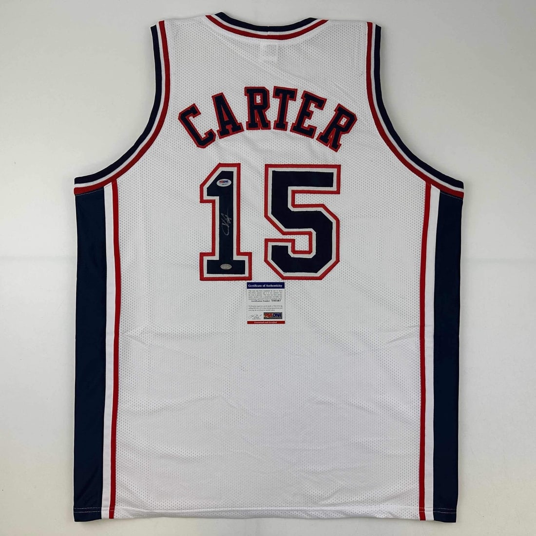 Vince Carter Autographed New Jersey Nets Basketball Jersey PSA DNA: Vince Carter Autographed New Jersey Nets Basketball Jersey PSA DNA Celebrate the legacy of Vince Carter with this autographed New Jersey Nets white basketball jersey. This custom jersey showcases Cart