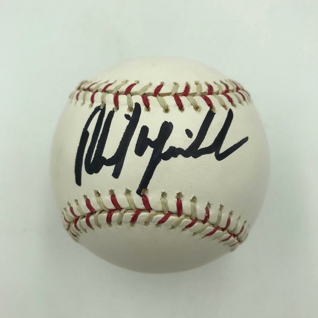 Phil Mickelson Signed 2004 All Star Game Baseball JSA Authenticated: Phil Mickelson Signed 2004 All Star Game Baseball JSA Authenticated This official 2004 All Star Game baseball is a remarkable collectible, featuring a single signature from Phil Mickelson. The ball is