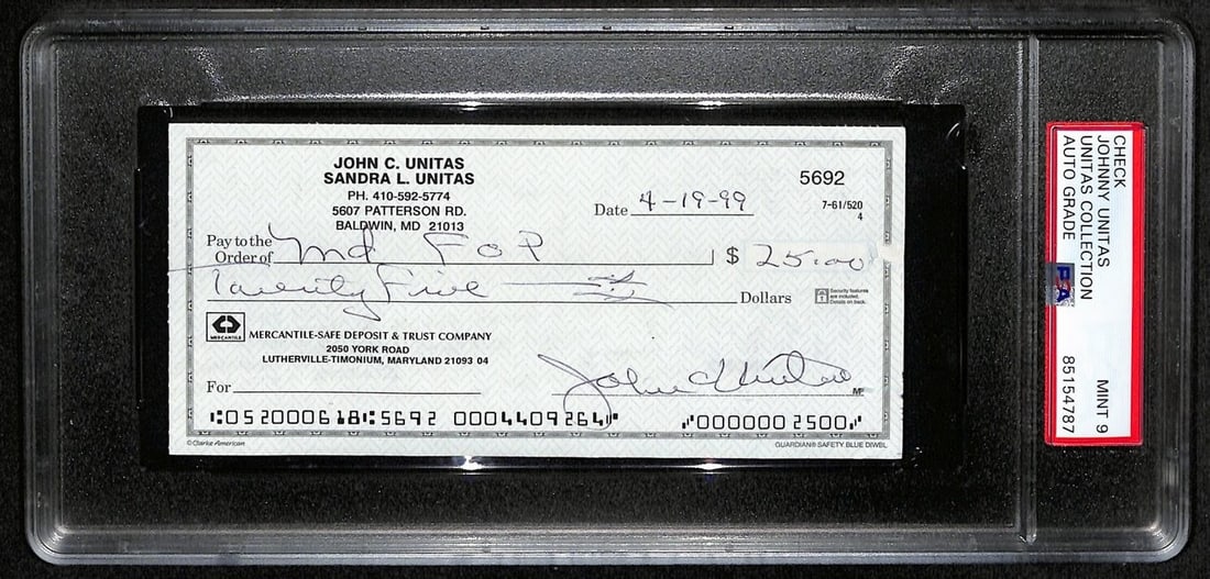 Johnny Unitas Signed 1999 Bank Check Colts PSA/DNA GEM MT 10: Johnny Unitas Signed 1999 Bank Check Colts PSA/DNA GEM MT 10 This item features an original, autographed 1999 bank check signed by football legend Johnny Unitas, a Hall of Fame player for the Baltimor