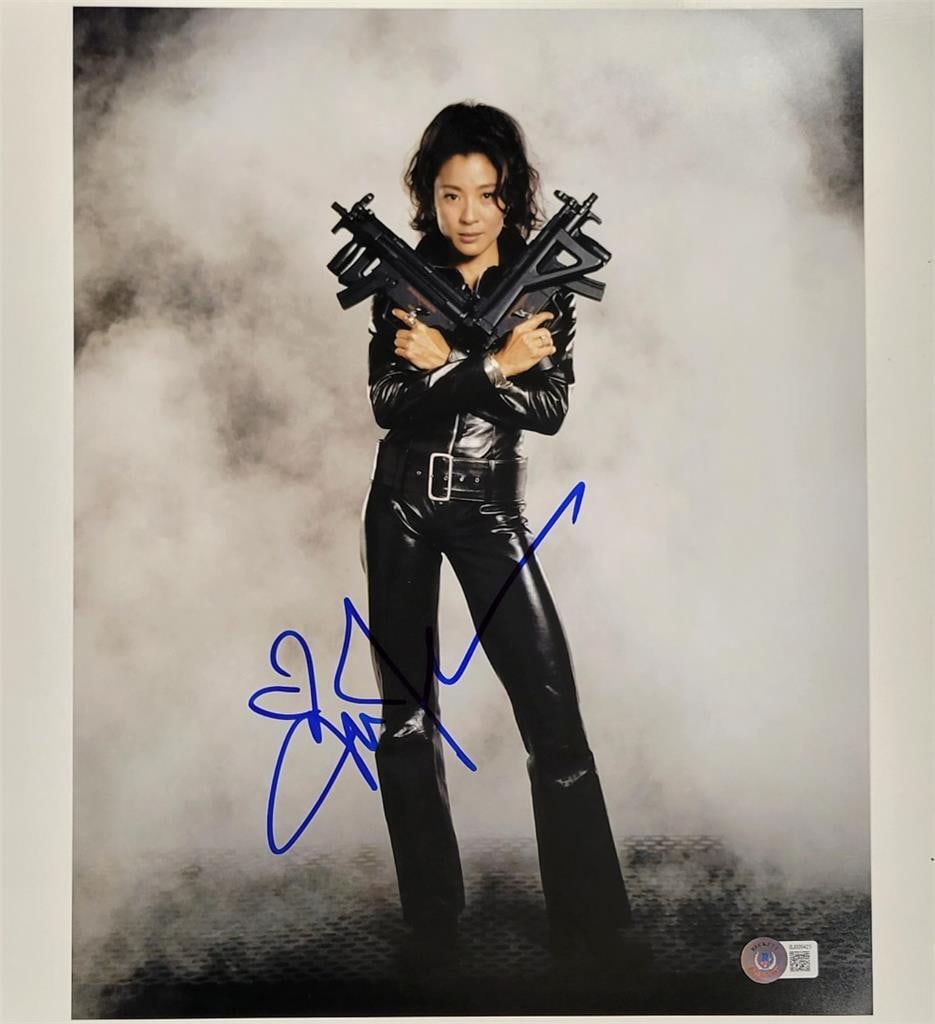 Michelle Yeoh Signed Tomorrow Never Dies 11x14 Photo Beckett Authenticated (1 of 3)