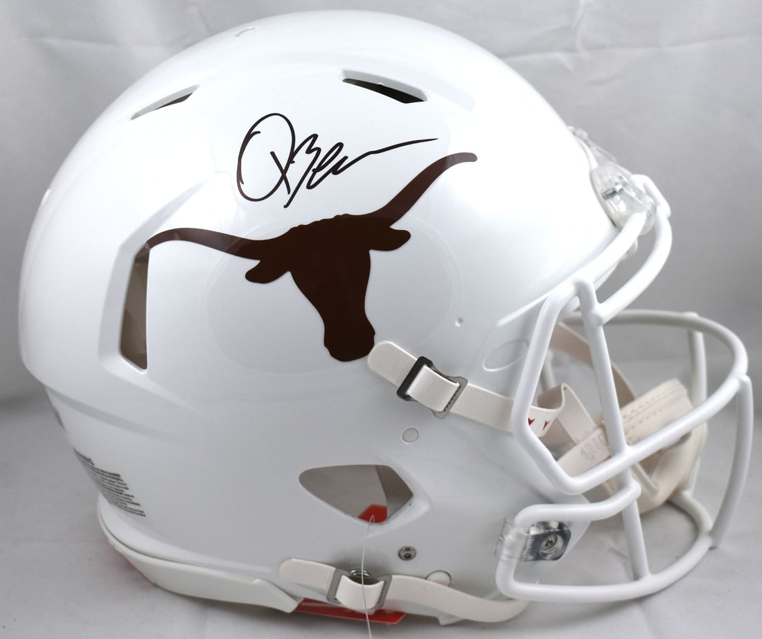 Quinn Ewers Autographed Texas Longhorns F/S Speed Helmet Beckett Certified: Quinn Ewers Autographed Texas Longhorns F/S Speed Helmet Beckett Certified This authentic Texas Longhorns full-size Speed helmet is signed by player Quinn Ewers, making it a perfect collectible for fo