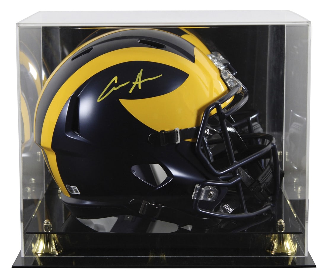 Aidan Hutchinson Signed Michigan Wolverines Full Size Helmet with BAS Authentication: Aidan Hutchinson Signed Michigan Wolverines Full Size Helmet with BAS Authentication This Riddell Full Size Speed Replica Helmet has been personally signed by Aidan Hutchinson of the Michigan Wolverin
