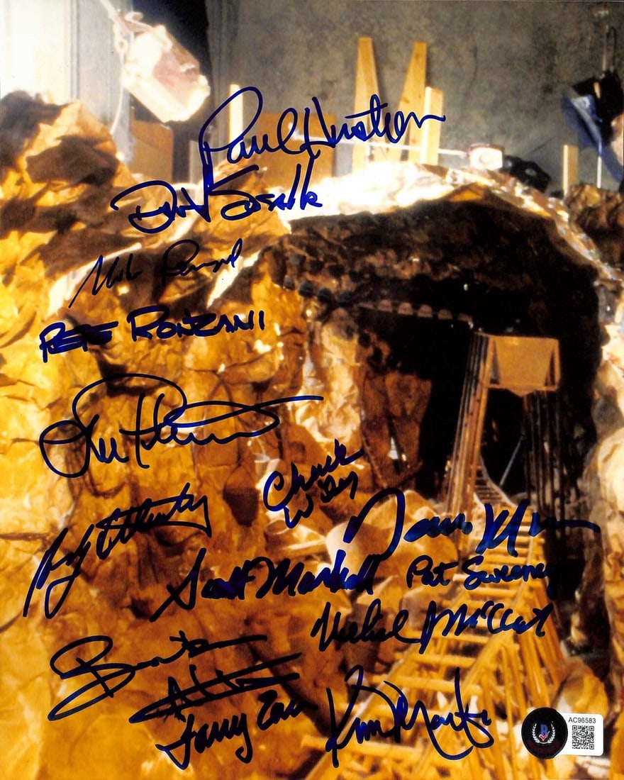 ILM Team Signed 8x10 Indiana Jones Temple of Doom Photo Beckett LOA: ILM Team Signed 8x10 Indiana Jones Temple of Doom Photo Beckett LOA Celebrate the cinematic legacy of *Indiana Jones and the Temple of Doom* with this original 8x10 color photograph, autographed by th